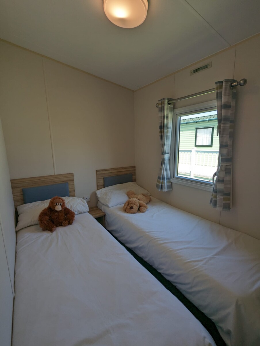 Caravan 0244 8
