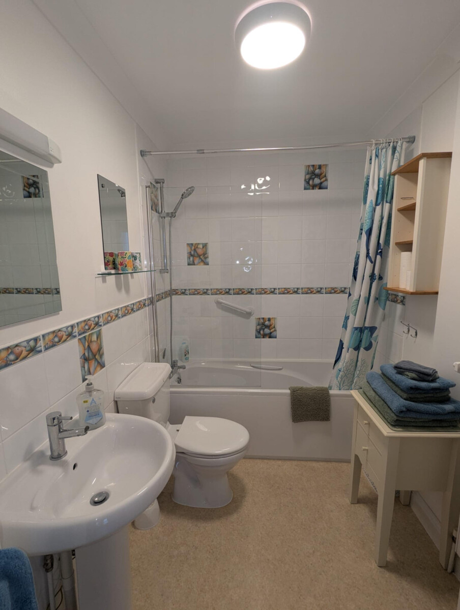 Swanage Apartment NEW 15