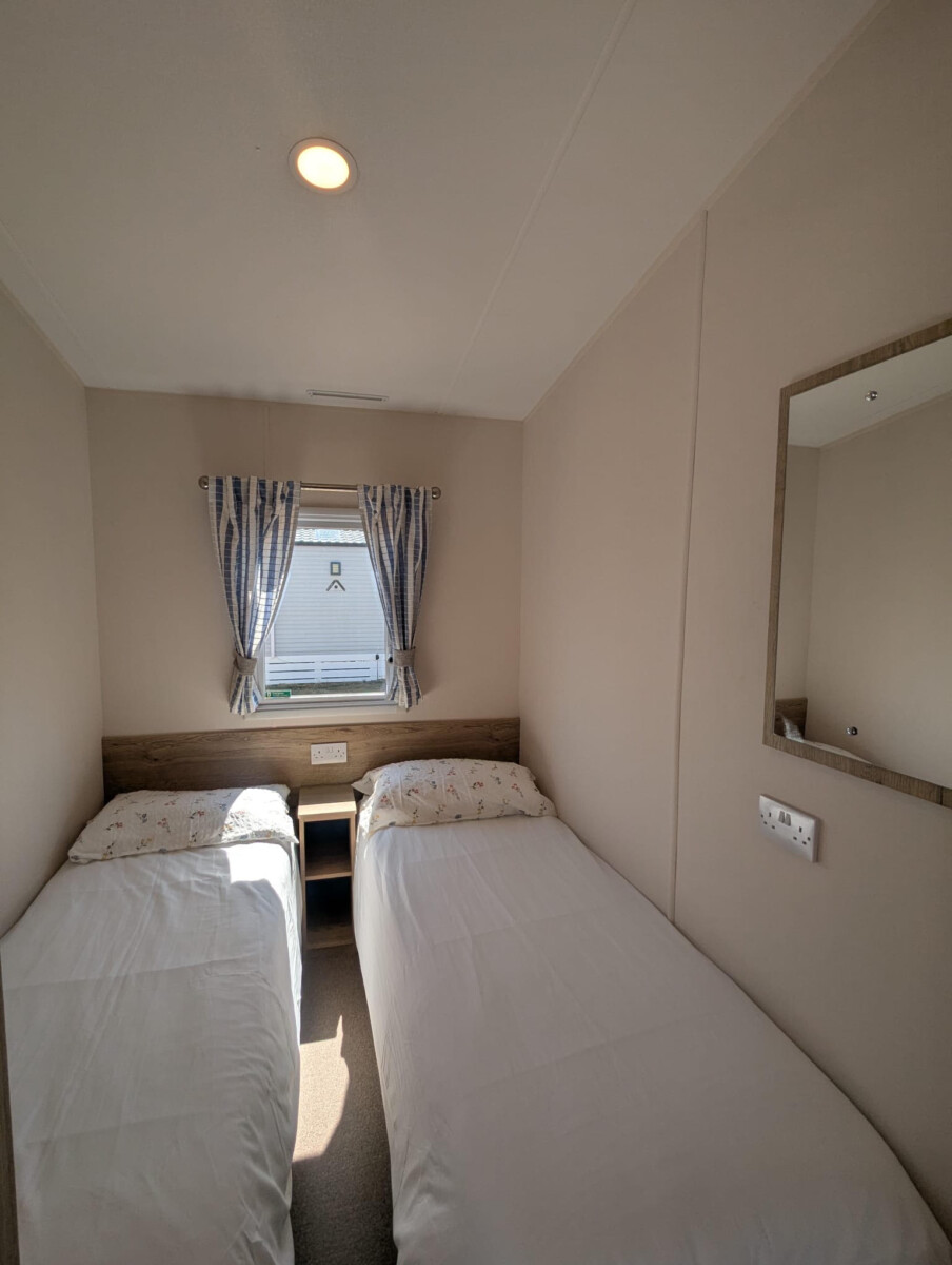 Caravan 0488 09